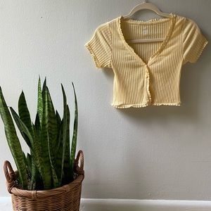 Me to We Button Front Crop